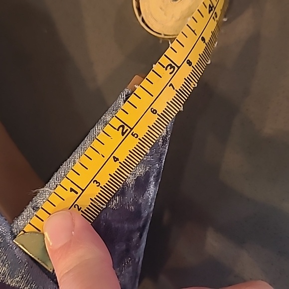 Vince Camuto crushed velvet heeled booties. Size 9 - Picture 6 of 8